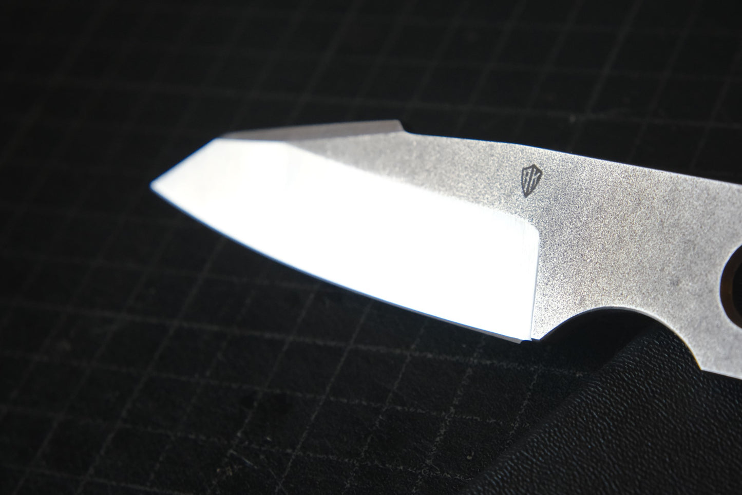 handgemachtes Ganzstahl-Messer, M390